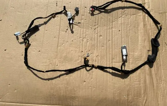 Ford Fiesta Tailgate/trunk wiring harness 