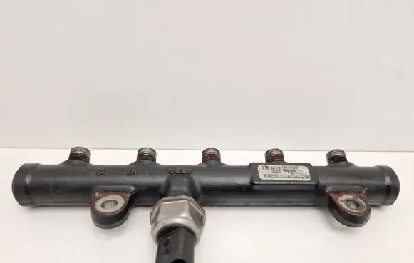 Citroen C5 Fuel main line pipe 9681649580 07297018
