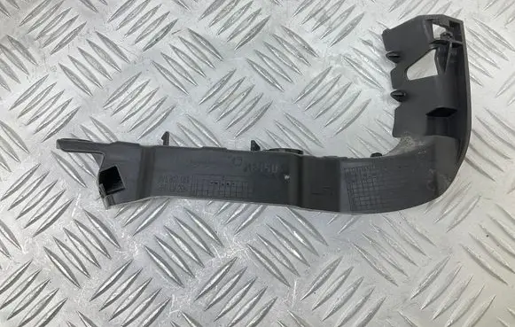 Audi A3 S3 8V Front bumper mounting bracket 8V5807183
