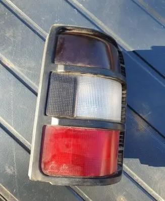 Mitsubishi Pajero Rear/tail lights