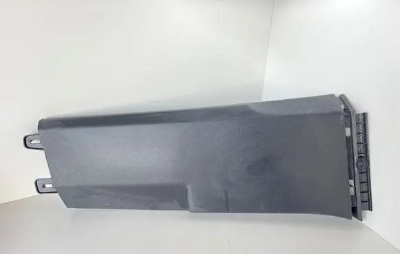 (B) pillar trim (bottom)