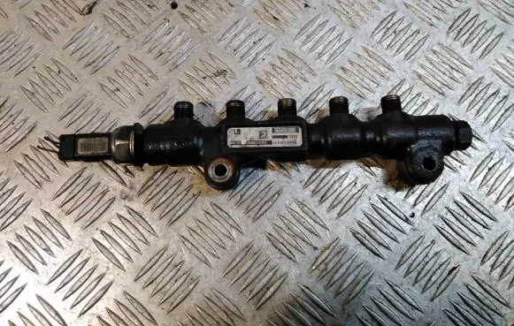 Citroen C5 Fuel main line pipe 9654592680