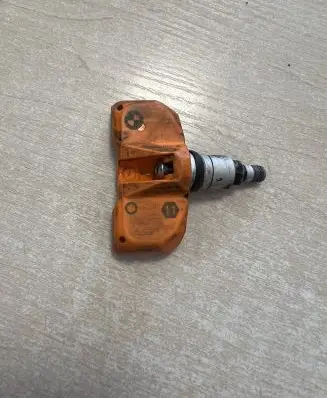 BMW 3 E46 Tire pressure sensor 6752128 600828862