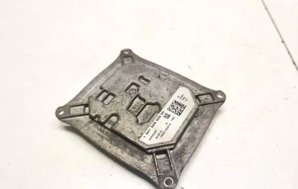 Peugeot 308 Xenon control unit/module 130732940300 10EEG122221A
