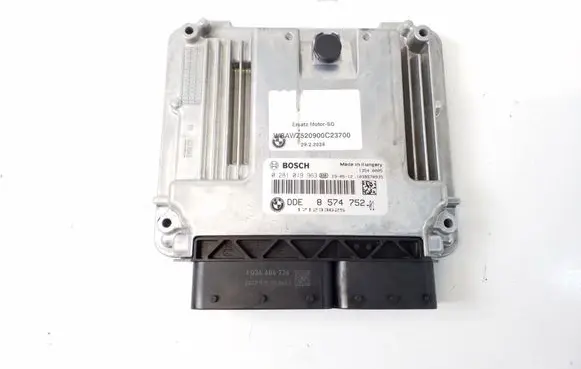 BMW X3 F25 Engine control unit/module 8574752