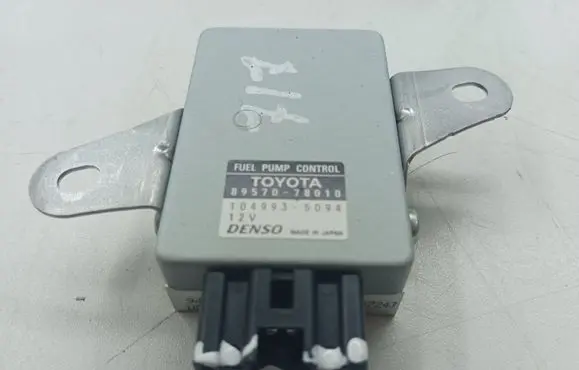 Lexus NX Fuel injection pump control unit/module 8957078010 1049935094