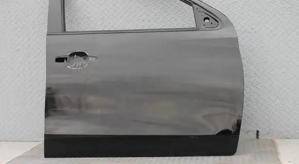 Mitsubishi L200 Front door MITSUBISHI5700B794 5700B794