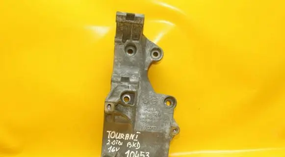 Volkswagen Touran I Generator/alternator bracket 03G903143A