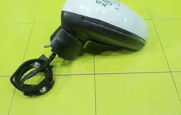 Audi A1 Front door electric wing mirror LEWE 17AB179