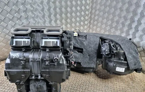 Mercedes-Benz EQS V297 Interior heater climate box assembly A2978300200 A2069064501