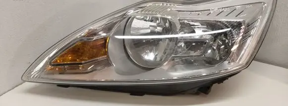 Ford Focus Headlight/headlamp 8M5113W030BH