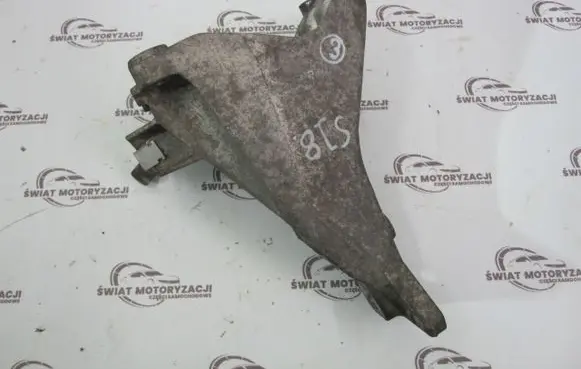 BMW 3 E90 E91 Engine mounting bracket 6781916