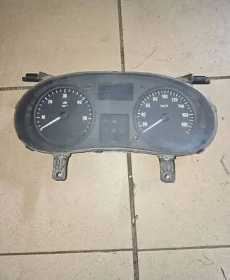 Opel Movano A Speedometer (instrument cluster) 281153217 P8200467956 12160X