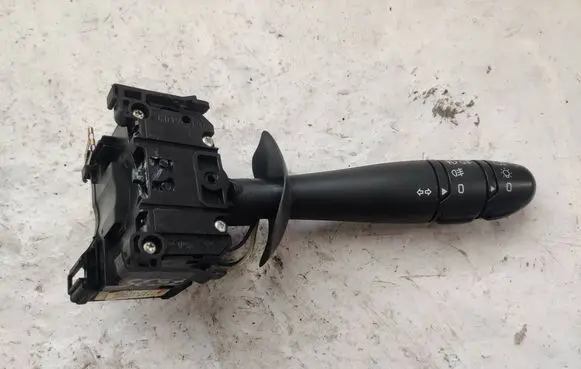 Renault Trafic II (X83) Wiper turn signal indicator stalk/switch 8200878341 93862171L