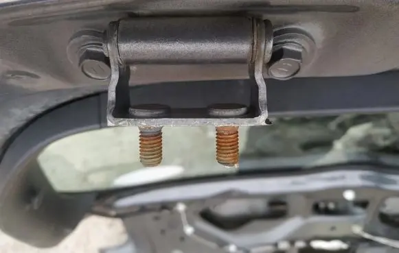 Toyota Auris 150 Tailgate/trunk/boot hinge