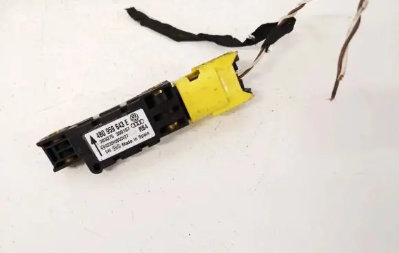 Volkswagen Phaeton Airbag deployment crash/impact sensor 4B0959643E
