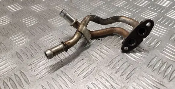 Coolant pipe/hose