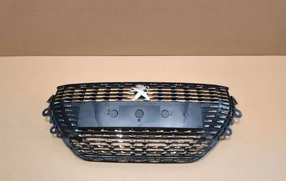 Peugeot 208 II Front bumper upper radiator grill 9841999880 9842008580