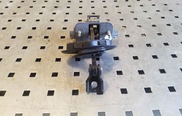 Citroen DS4 Rear door check strap stopper 9687712077