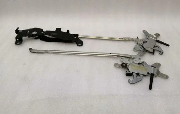 Mercedes-Benz SL R230 Convertible roof lock latch cylinder A2307900971