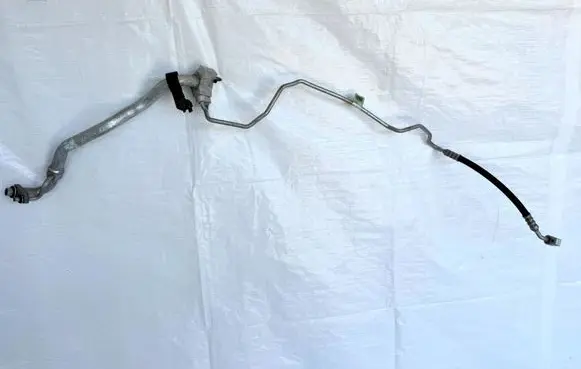 Ford Focus Air conditioning (A/C) pipe/hose BMAX