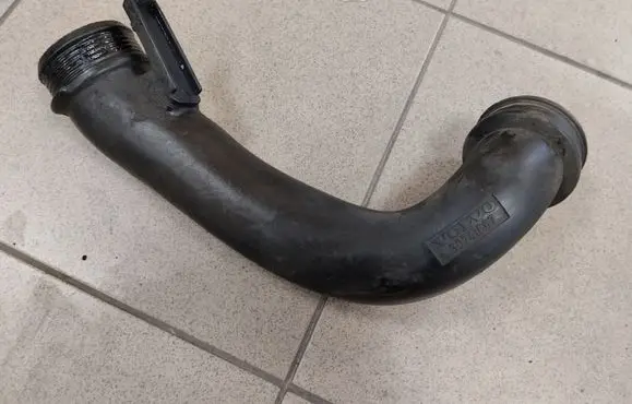 Volvo S80 Intercooler hose/pipe 30741667