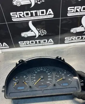 Mercedes-Benz ML W163 Speedometer (instrument cluster) A1635405811 123913229