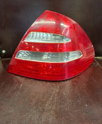 Mercedes-Benz E W211 Rear/tail lights A2118200464 334008 338211121