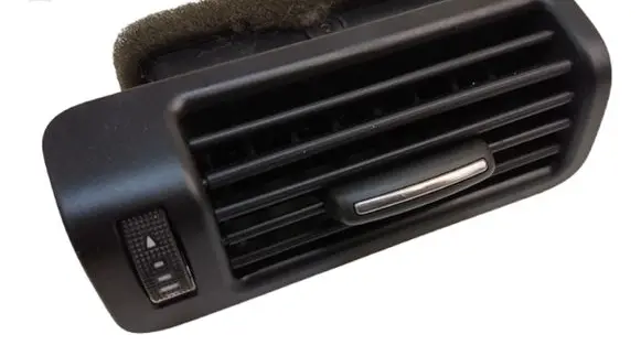 Audi Q7 4L Air vent grill in roof 4L0819210