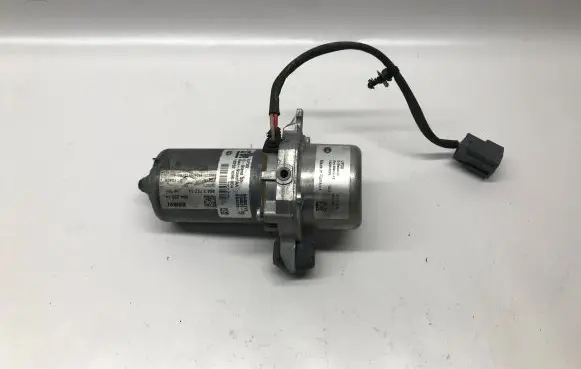 Chevrolet Camaro Vacuum pump 84488713
