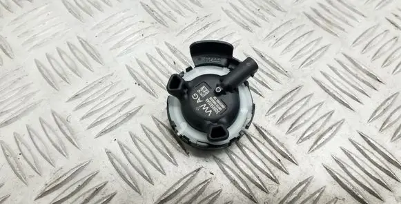 Volkswagen PASSAT B8 Airbag deployment crash/impact sensor 3Q0959354A