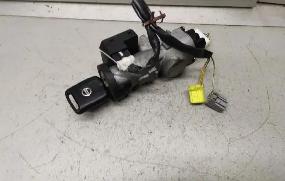 Nissan Almera N16 Ignition lock 285909F902