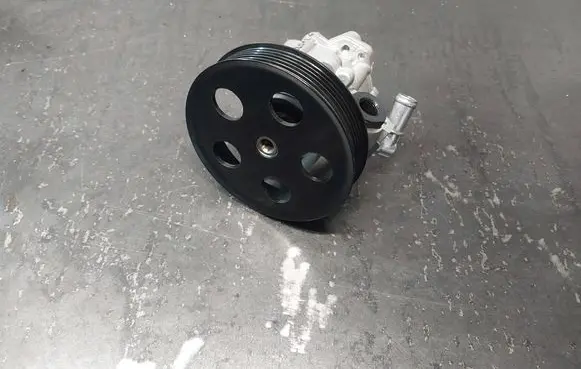 Audi A4 S4 B6 8E 8H Power steering pump 1146310052