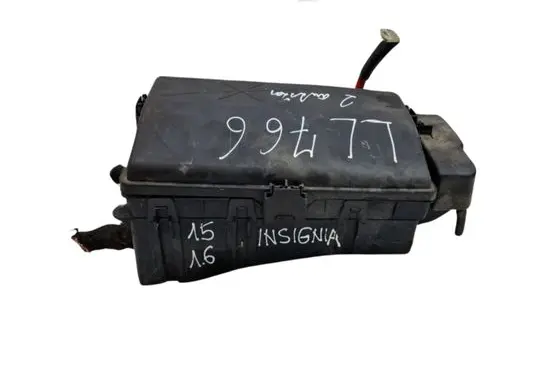 Opel Insignia A Fuse box set 13253551 13222784 13485554
