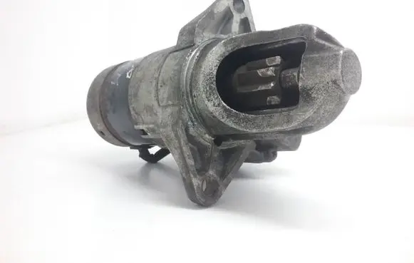 Subaru Impreza I Starter motor