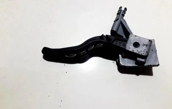 Opel Zafira B Engine bonnet (hood) release handle 218186591