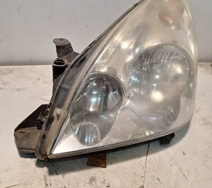 Toyota Corolla Verso AR10 Headlight/headlamp 3124L HB412V51W