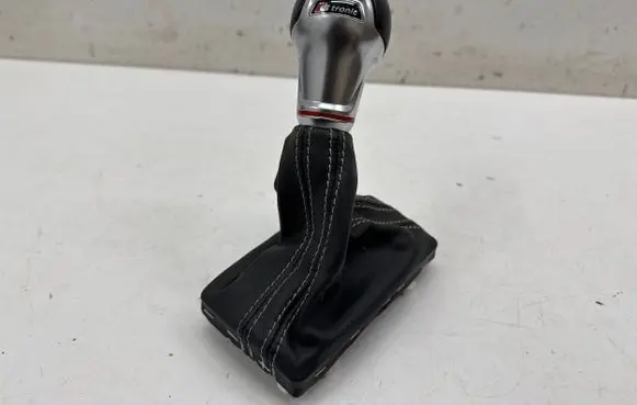Audi A3 S3 8V Gear shifter/selector 8V2713139N