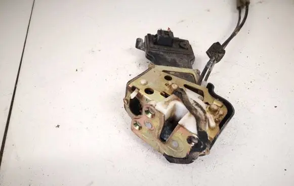 Mazda 2 Rear door lock 3m71a264a26dg