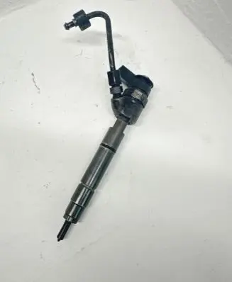 Mercedes-Benz B W245 Fuel injector A6400700787 0445110 167