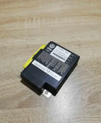 Volkswagen PASSAT B6 Airbag control unit/module 3C0909605J