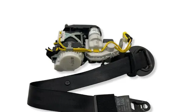 Audi A6 S6 C7 4G Front seatbelt 34090806B 34075041D 33052211