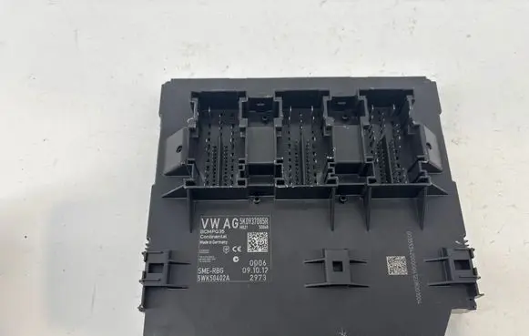 Volkswagen Caddy Comfort/convenience module 5K0937085R 5WK50402A BCMP035