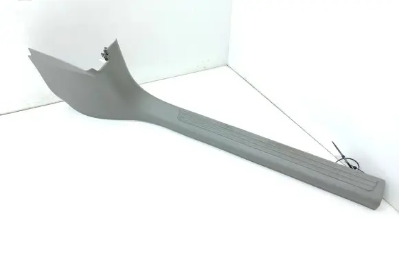 Chrysler 300 - 300C Front sill trim cover OUM54XDBAG 115JNJ2Q956