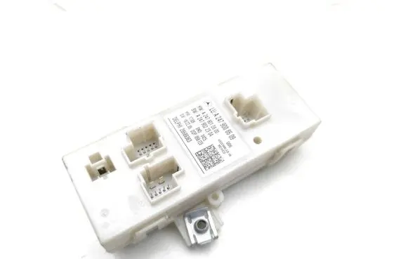 Mercedes-Benz EQA Tailgate/trunk control unit/module A2479008609 28689363 A2479010900