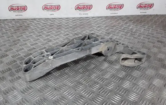 BMW X3 F25 Front differential bracket 2231678656701