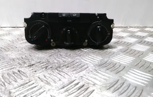 Volkswagen PASSAT B6 Climate control unit 3C2820045A 5HB00932827
