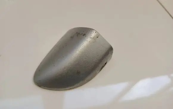 Volkswagen PASSAT B6 Front door handle cover 3C0837880