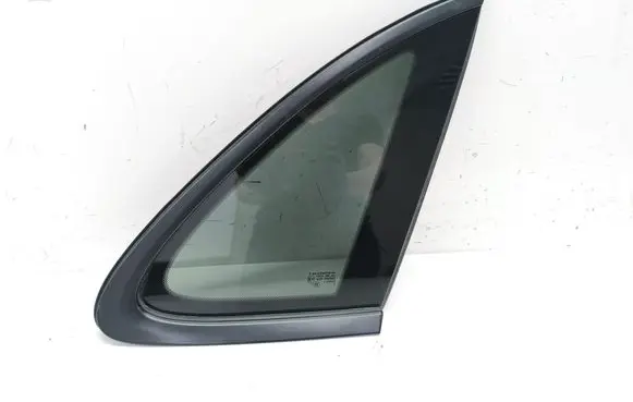 Porsche Macan (95B) Rear side window 95B845298XB