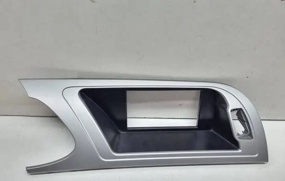 Audi A4 S4 B8 8K Radio/GPS head unit trim 8K1857186D